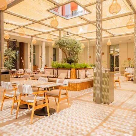 The Norm Oriental Complex