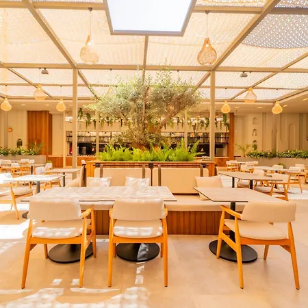 The Norm Oriental 5* קמר